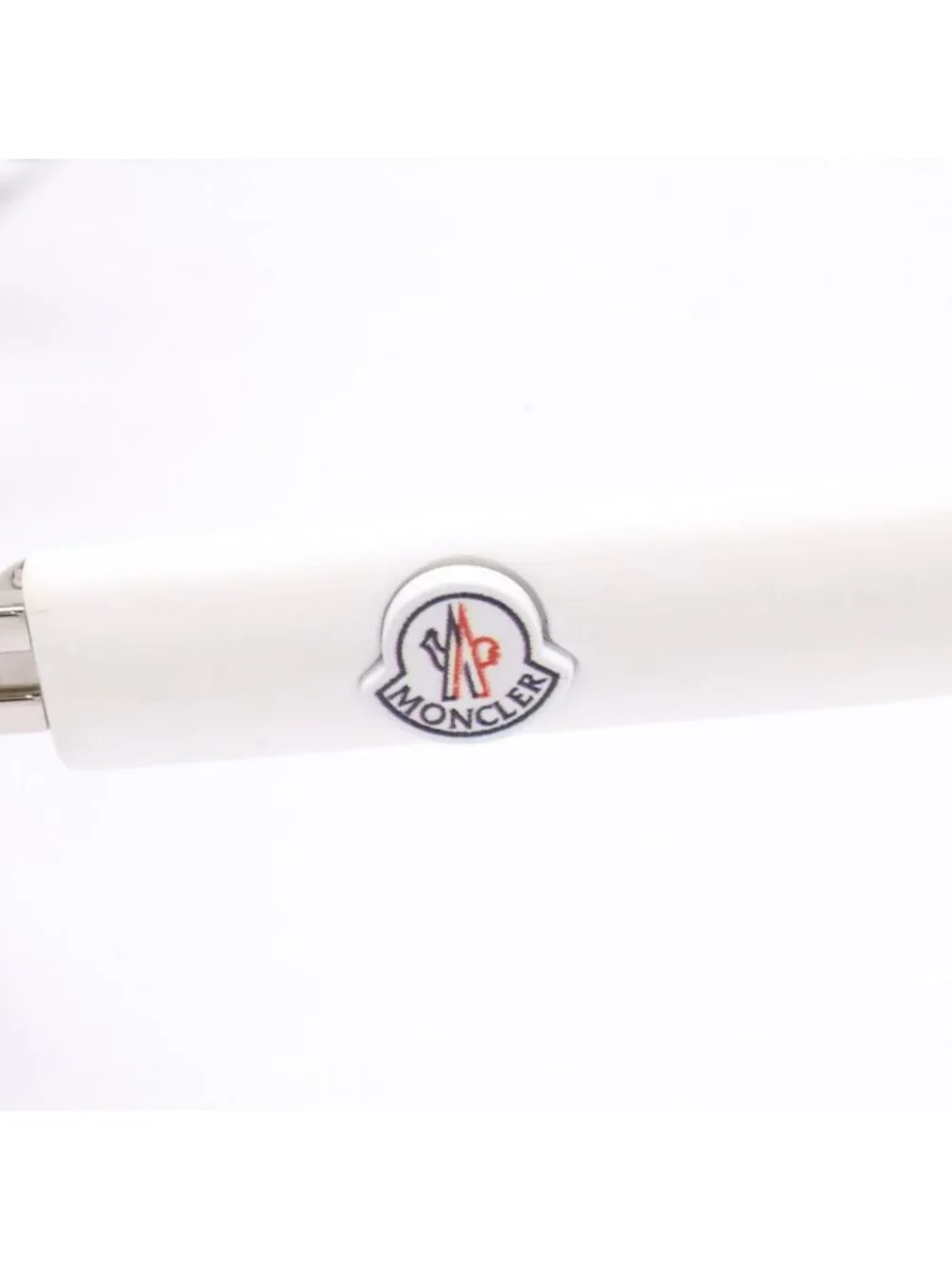Moncler Vitesse 21c 136 140 Shield Eyewear